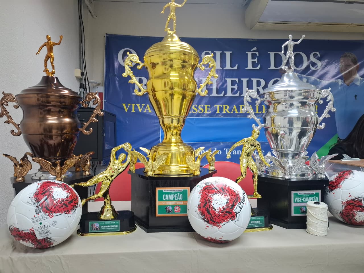 Oito  times disputarão neste domingo o 14° Torneio de Futebol Quarentão dos Rodoviários