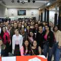 Campanha Outubro Rosa alerta para a prevenção à saúde da mulher e para a consciência política nas eleições presidenciais
